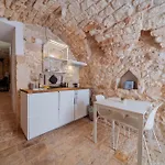 Appartement La Pupa Coi Baffi - Edificio Storico In Centro Conversano