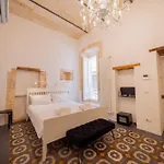 Appartement La Pupa Coi Baffi - Edificio Storico In Centro *