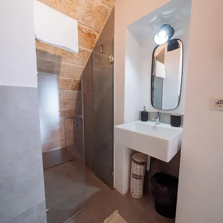 La Pupa Coi Baffi - Edificio Storico In Centro Apartmán