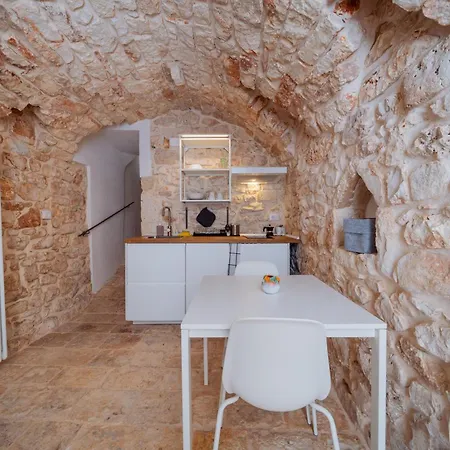 Apartament La Pupa Coi Baffi - Edificio Storico In Centro *