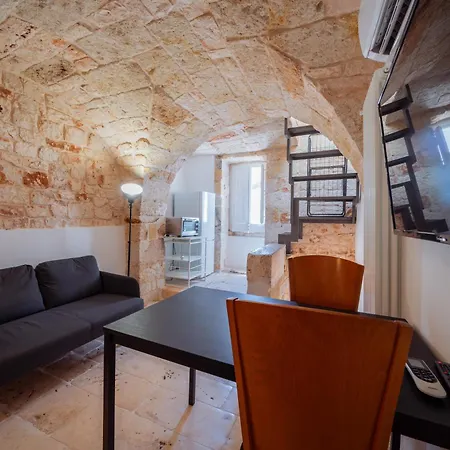 Apartament La Pupa Coi Baffi - Edificio Storico In Centro