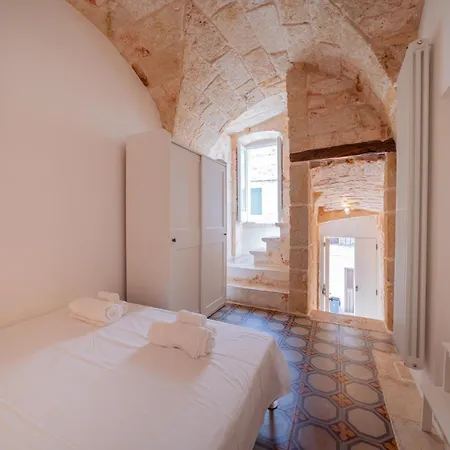 La Pupa Coi Baffi - Edificio Storico In Centro Appartamento