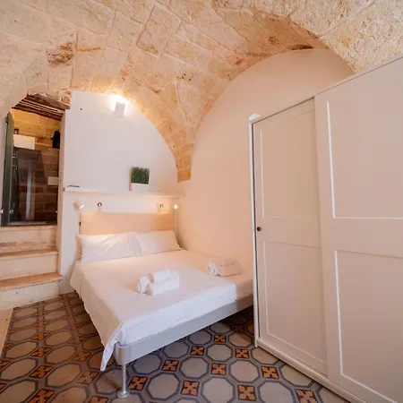 La Pupa Coi Baffi - Edificio Storico In Centro Appartamento Conversano