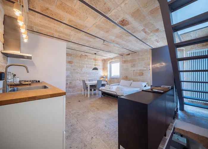 La Pupa Coi Baffi - Edificio Storico In Centro Apartamento *