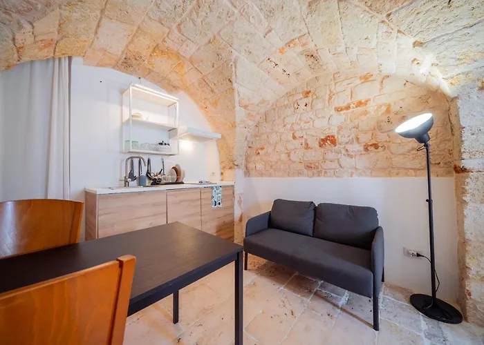 La Pupa Coi Baffi - Edificio Storico In Centro Apartamento Conversano