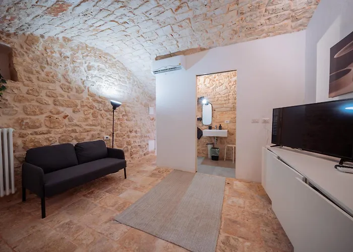 La Pupa Coi Baffi - Edificio Storico In Centro *