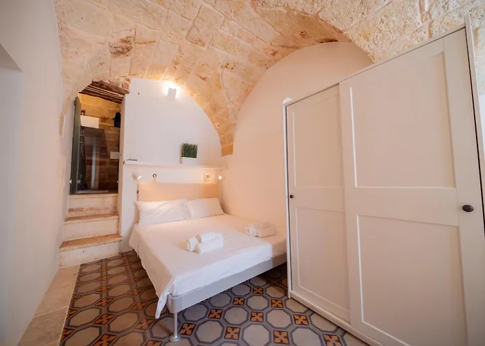 La Pupa Coi Baffi - Edificio Storico In Centro Apartamento Conversano